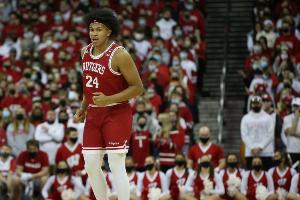 G联盟场均16.2分2.2助！Scotto：活塞裁掉双向球员小罗恩-哈珀