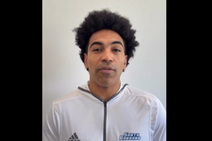 😲不是哥们你谁？？？文森特把胡子剃光了 这谁能认识啊？