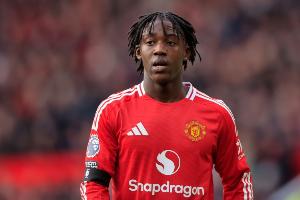 英媒：20岁中场梅努想踢世界杯，热刺已就签约可能和曼联进行接触