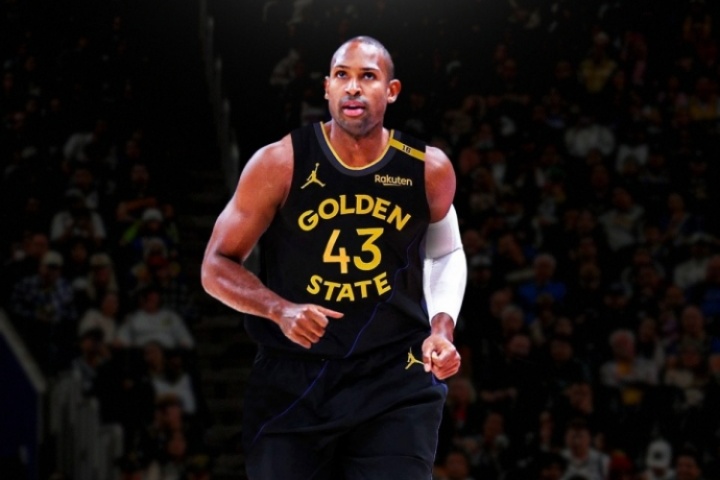 39岁中锋~名记：预测霍福德会和勇士签两年1100万合同 含球员选项