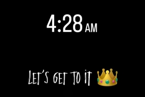 早起的鸟儿有虫吃😤詹姆斯晒凌晨4点28起床训练：让我们加油练