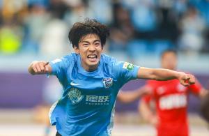 辽媒：大连英博对阵青岛海牛志在四连胜，若赢球基本提前完成保级