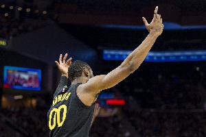 拉锯战！Shams：库明加上周告诉我们 他并不急于和勇士达成协议