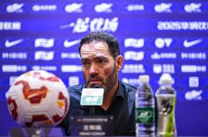 津媒：中场大将西普里安基本痊愈，“副班长”亚泰终于凑齐5外援