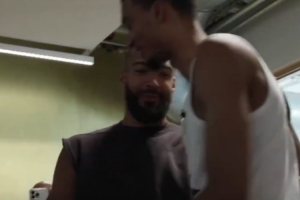 文班&戈贝尔国际象棋对决♟戈贝尔笑到最后 文班嫌对手下得慢🤣