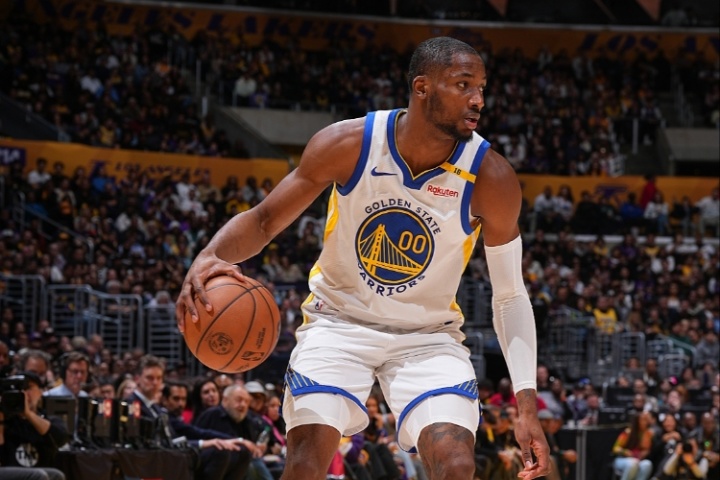 国王报价蒙克+乐透保护首轮 给库明加3年6300万 勇士要无保护首轮