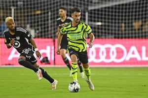 奥恩斯坦：斯图加特正推动签下阿森纳的法比奥-维埃拉