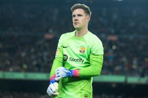 年薪630万欧💸世体：巴萨最多可对特狮罚款34万欧+停薪30天