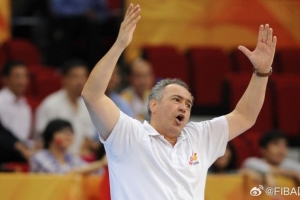 媒体人：伊拉克内线高度不够就提高敏捷性 国内缺这种思路的球队