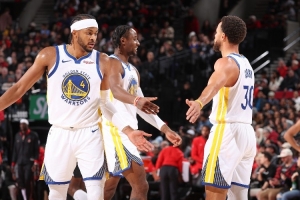 名记：在与国王关于库明加的先签后换中 勇士不想送出希尔德&穆迪