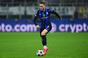 记者：泽林斯基和比塞克参加了国米合练，弗拉泰西单独进行训练