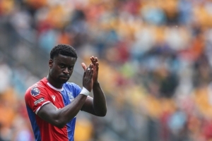 斯基拉：利物浦对格伊首份报价被水晶宫拒绝，所以加速签下莱奥尼