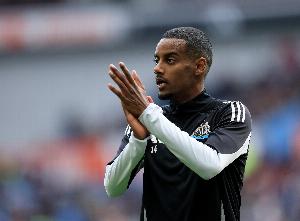 德天空：利物浦已1.5亿欧元敲定伊萨克，球员将在今天接受体检