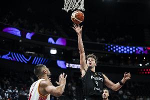 持续成长！小瓦格纳欧锦赛小组赛场均21.6分5.2板3.6助 仅0.6失误