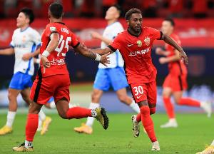 足球报：海港双线需明确思路，若联赛卫冕无望或将重心转到亚冠