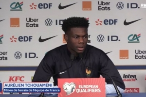 琼阿梅尼：大家都为登贝莱和杜埃受伤沮丧，教练是非常通情达理的