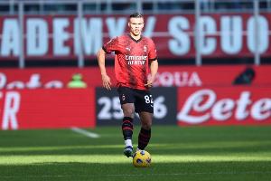 记者：西米奇转会费1800万欧+400万欧浮动，明天接受吉达联合体检