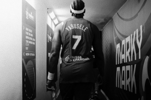 法国遭爆冷出局！亚布塞莱：我非常失望 作为队长我应承担起责任