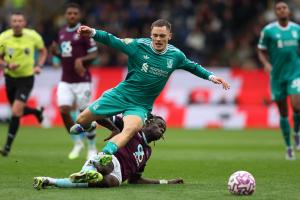 何时开胡？红军1.16亿新援维尔茨英超踢了4场，现仍0球0助