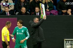 调整锋线！利物浦第72分钟换下埃基蒂克，基耶萨替补登场