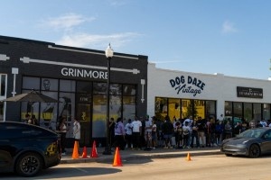 上赛季带领雷霆夺冠！亚历山大签名鞋在俄城迅速售罄