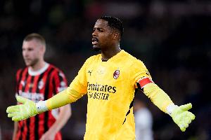 意天空：帕夫洛维奇几天内能恢复训练，迈尼昂在对那不勒斯前复出