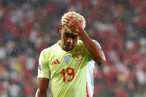 世体：亚马尔大概还要缺席3场比赛，对皇家社会有可能替补复出