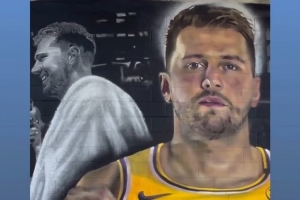 洛杉矶新的领军人物！东契奇转发洛杉矶当地关于他的最新壁画