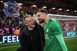 放走门神！多纳鲁马随巴黎获4冠王但加薪未果，最终出走曼城