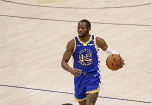 媒体人：库明加还是选择认怂 勇士也相比之前的2年4500万加了点钱