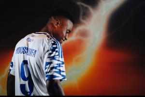 泯然众人！21岁穆科科欧冠10次触球半场被换下，转战丹麦18场4球