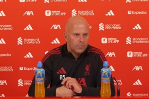 斯洛特：玛玛达什维利已很好地融入球队 两场输球科纳特均有失误