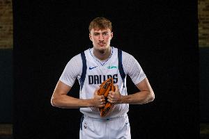 弗拉格：我会尽力融入 但也会打出风格&用最擅长方式影响比赛