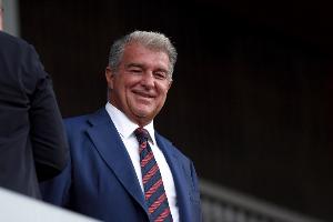 世体：塞维利亚不再抵制巴萨，周末赛前两队高层将聚餐