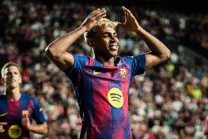 维克托：亚马尔不太在乎外界的批评 他在训练中能连过四人破门