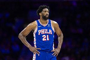 恩比德复出9中1引美网友吐槽：他早早就进入了季后赛状态