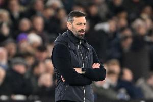 前莱斯特前锋吐槽范尼：好前锋不一定是好教练，他把我雪藏7个月